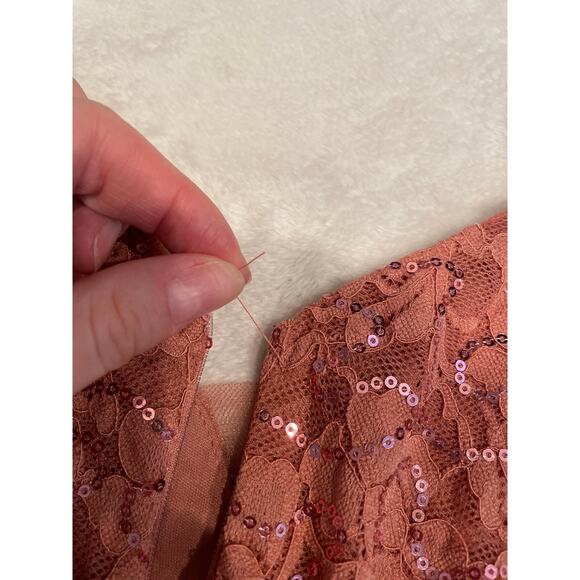 Miusol Pink Lace Maxi Dress - Picture 14 of 16